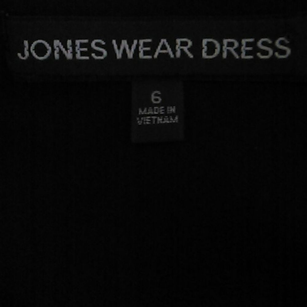 Jones Wear Dress - Picture 6 of 9